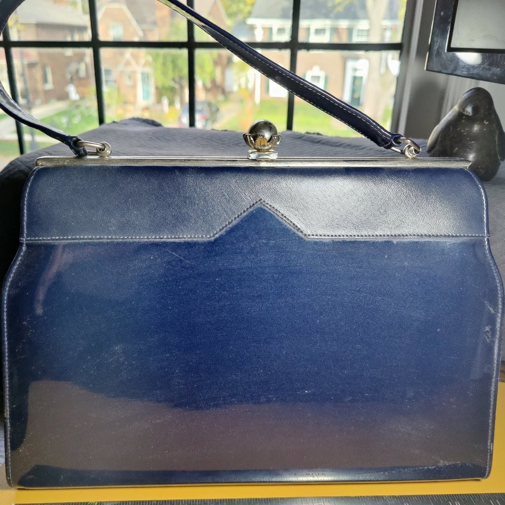 Vintage Naturalizer Navy Patent purse
